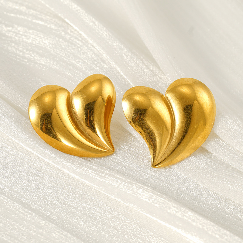 Pendientes de amor de acero inoxidable dorado de 18k de estilo INS europeo y americano Pendientes geométrico de pantalla simple francés femenino