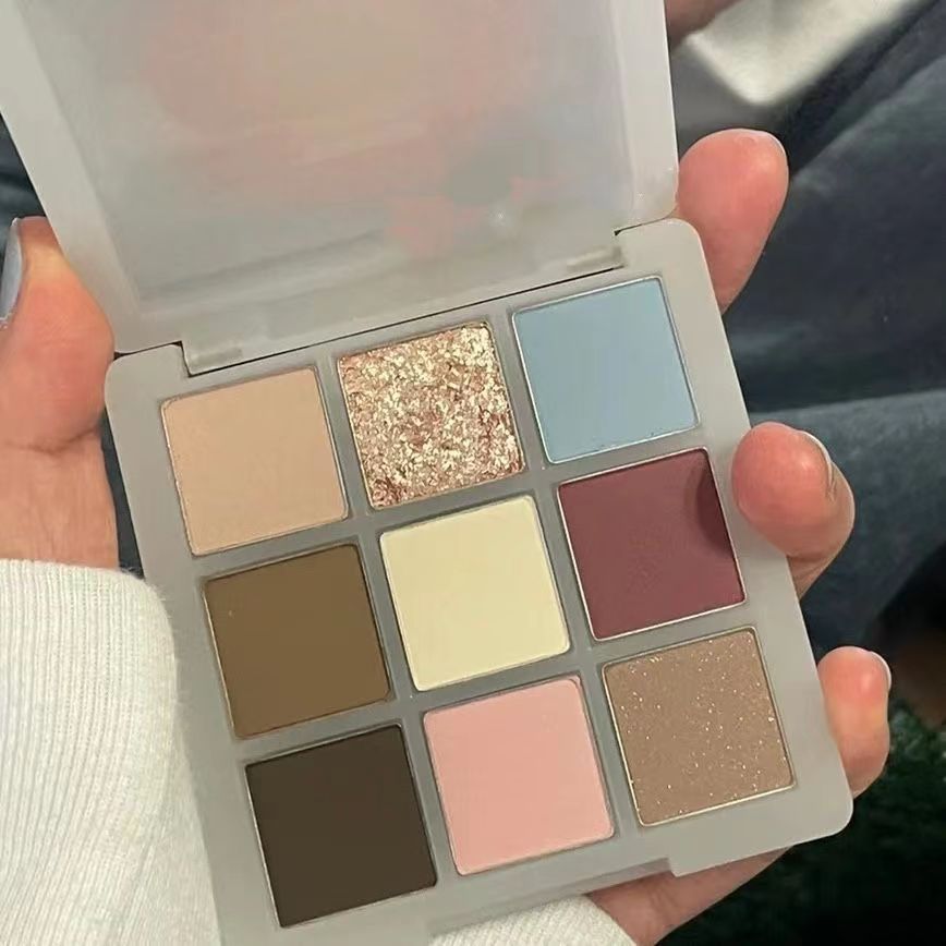 Sombra de ojos de nueve cuadrados de celebridades de Internet Super Fire Starry Sky Sparkle Sombra de ojos marrón anaranjado nacarado mate para principiantes baratos