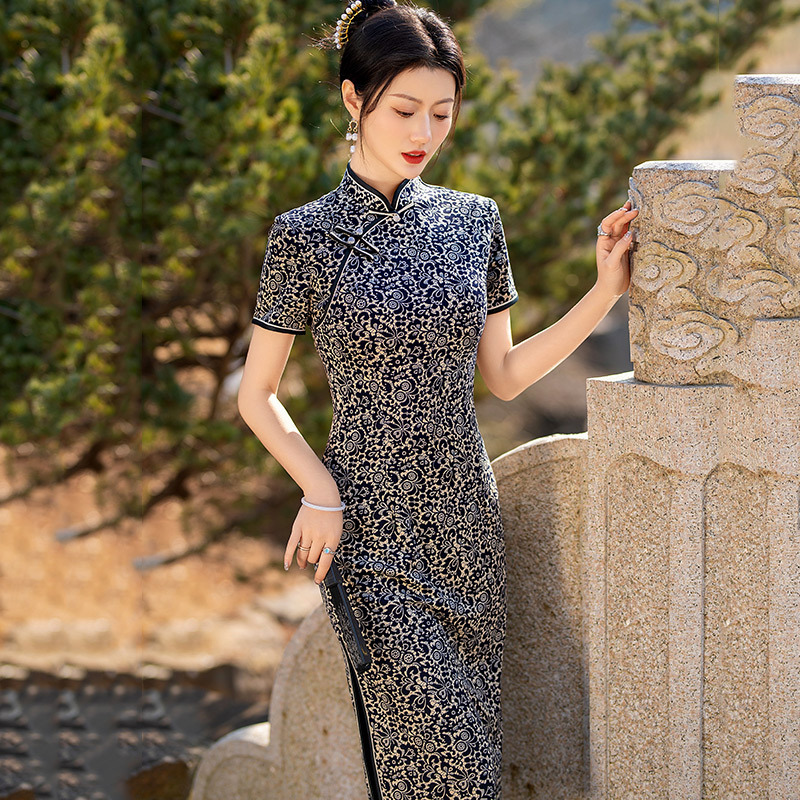 彈力50多歲旗袍2025年新款復古中老年媽媽中長款60多歲平時穿大碼