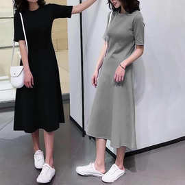 五笔蟹夏季新款短袖中长款连衣裙女装修身百搭纯色过膝a字裙外贸
