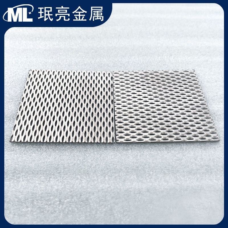 21b0cc783d727e0ff0f9cf1e4b3d07