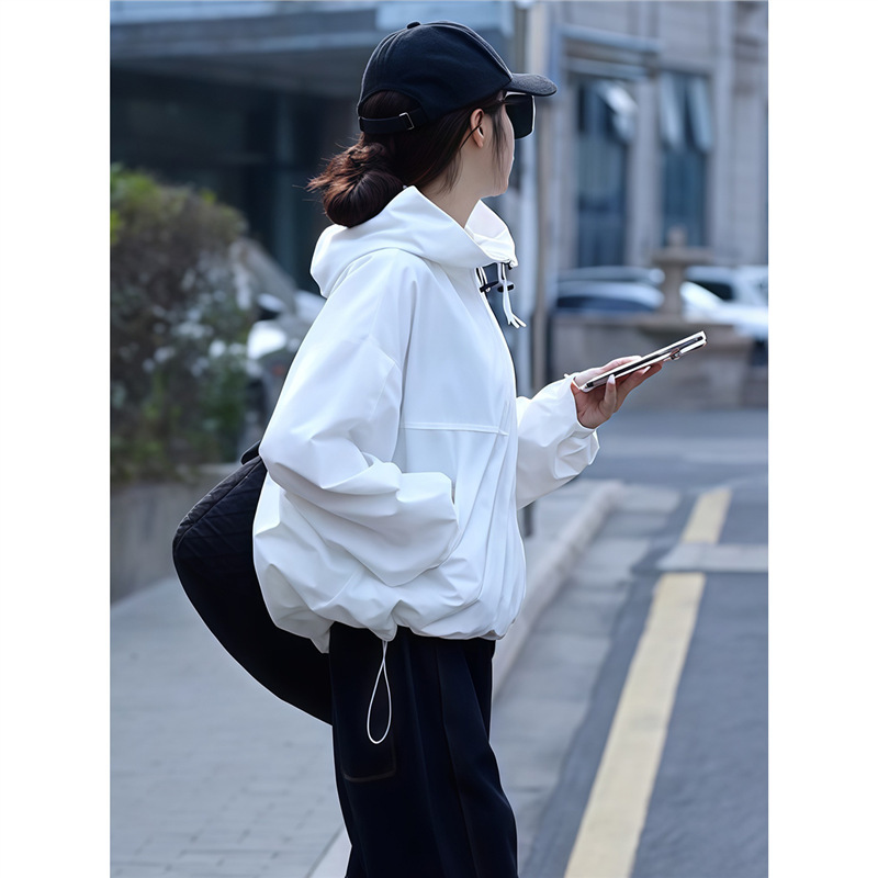 高级感连帽短款薄款外套女款春秋2025新款爆款休闲洋气宽松冲锋衣|undefined