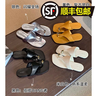 ��ƤС�𶹊Aֺ��ЬŮ���ķ��^�������⴩�¿���ƽܛ��ɳ������Ь