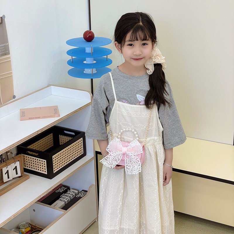 Bolso de cadena de niña de estilo pequeño de fragancia coreana, bolso de bebé de perlas con lazo de encaje, mini bolso para niños de estilo occidental