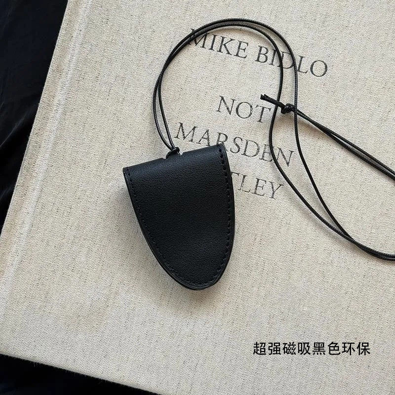 挂脖磁吸环保眼镜包便携长款墨镜收纳挂包出行简约时尚帽夹