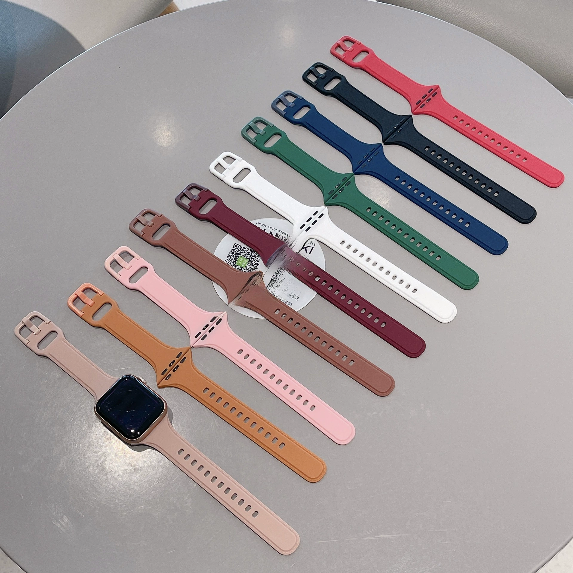 Заводное место подходит для Apple Watch с заменяемой силиконовой иглой/проводной моделью, ремень для талии с небольшим талем