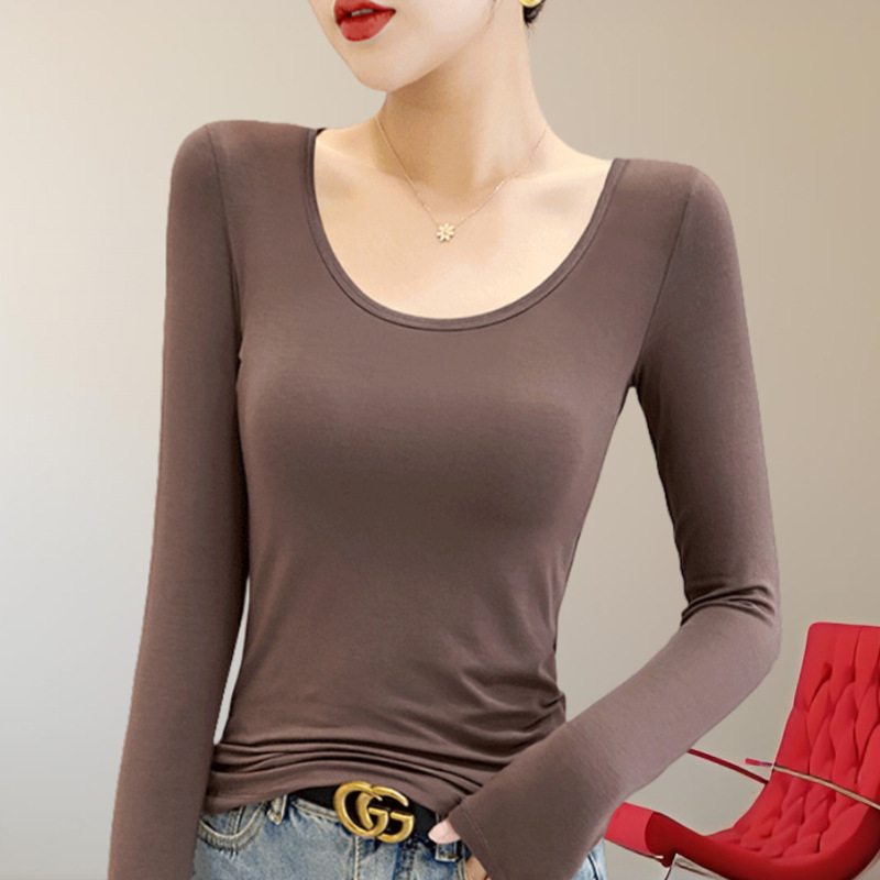 モーダルの低襟の底のシャツの女性の春と秋冬の内は丸首の長袖のtシャツの薄い金の修身の保温の上着の新型を掛けます。