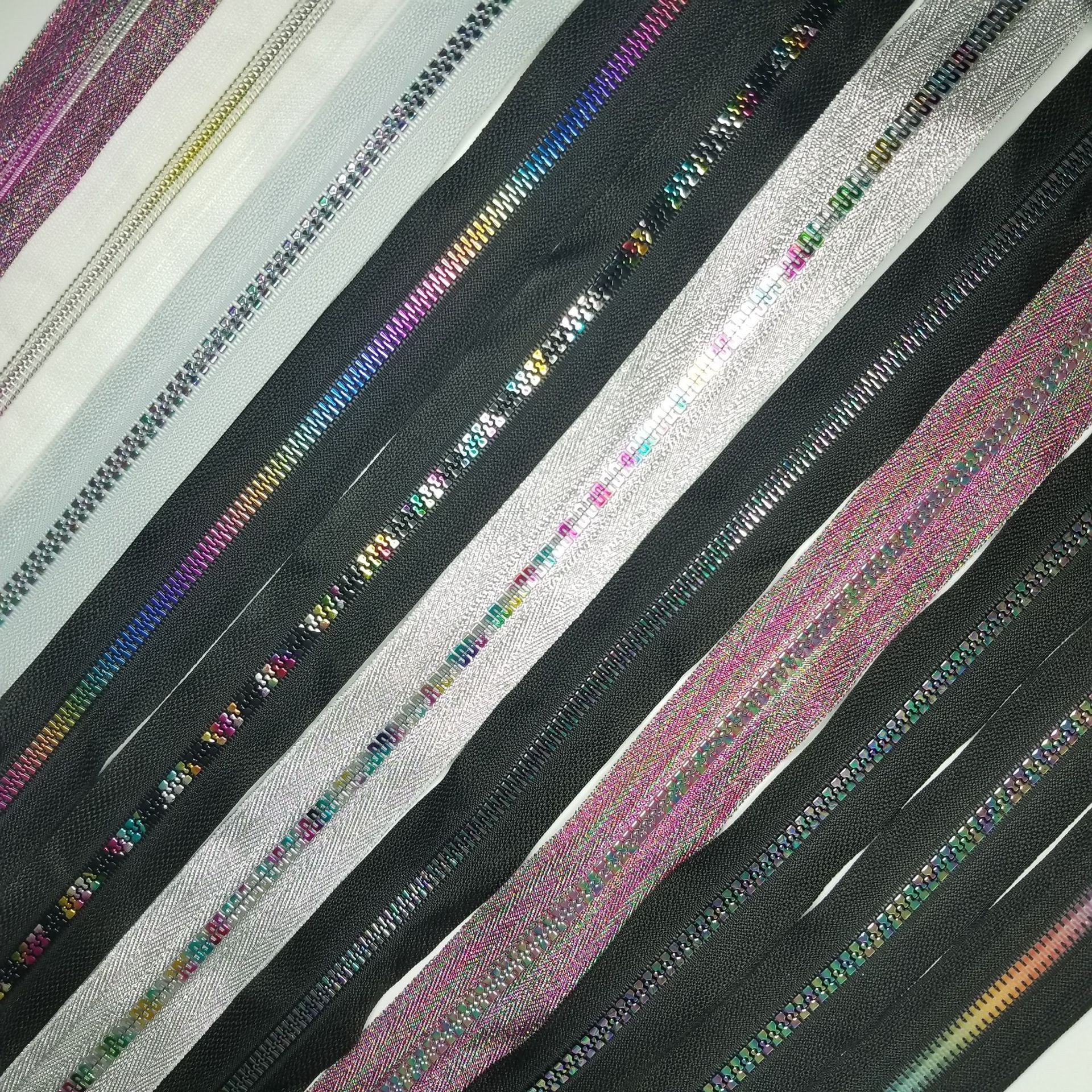 3号5号七彩牙树脂拉链尼龙拉链码装 动感细牙长城牙彩虹牙拉链