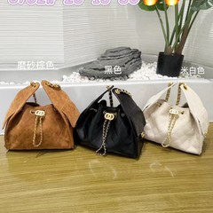 磨砂真皮小香风25C抽绳水桶包hobo女中古腋下包大容量链条托特包
