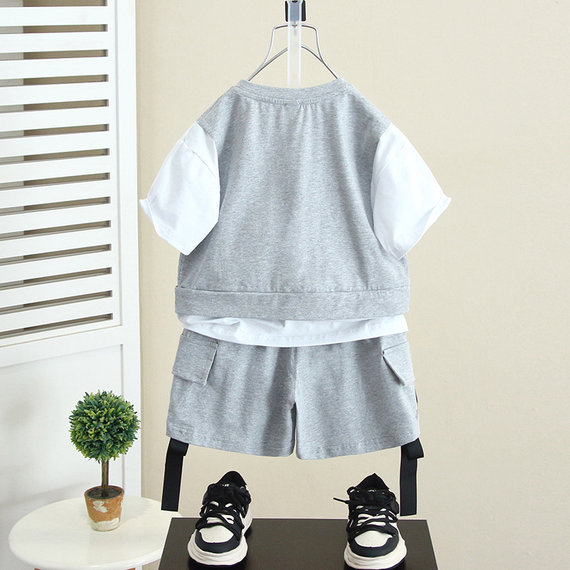 5146 Traje para niños Ropa de verano para niños 2025 Nuevo estilo Estilo occidental Bebé Verano Manga corta Ropa fresca y atractiva para niños de moda