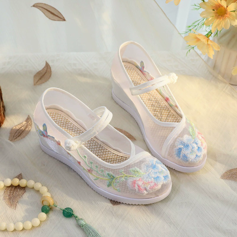 (Сетевая обувь 1126-24) Весенняя новая национальная вышитая обувь