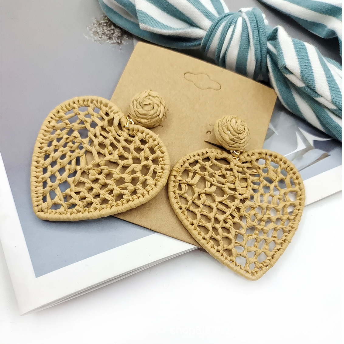 1 Pair Quantity 1 Pair Vacation Heart Shape Raffia Drop Earrings