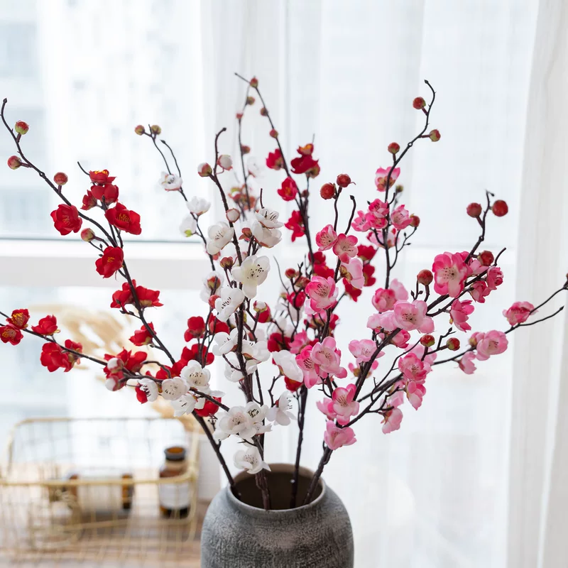 Искусственные ветви с plum blossom/персиковая? Wait: Original: "Artificial Plum Blossom Branches, Rose Red, Japanese-Chinese Style, Wedding & Home Decor" Translate: Искусственные ветви с plum blossom? plum blossom = сливовый цветок? In Russian