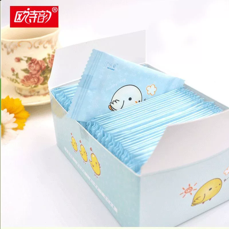 Влажные салфетки Независимая небольшая упаковка Детские ручные салфетки для рта для студентов Одноразовые салфетки для салфеток для переноски