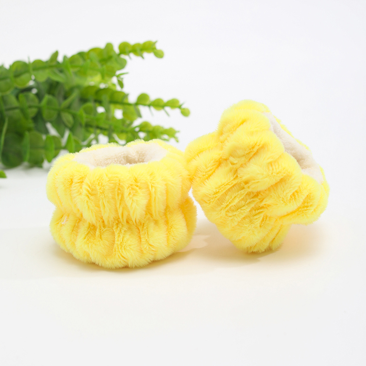 Otoño y invierno de peluche de jade de dibujos animados lavarse la cara correa de cabello adorable oso color combinación correa de cabello de muñeca impermeable adornamientos de cabello al por mayor