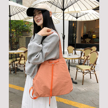 ������Ҹ�°�Ů�¿�s��ɫ�������ϳ��KˮͰ�����e�Ɇμ���p��