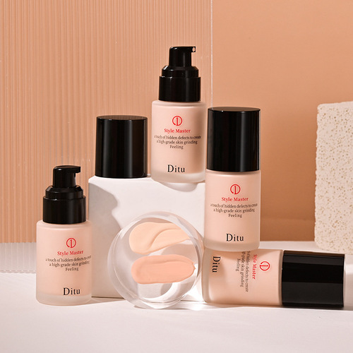 Ditu Ditu style master long-lasting makeup liquid foundation, long-lasting makeup, oil control, no acne, natural concealer, moisturizing red label