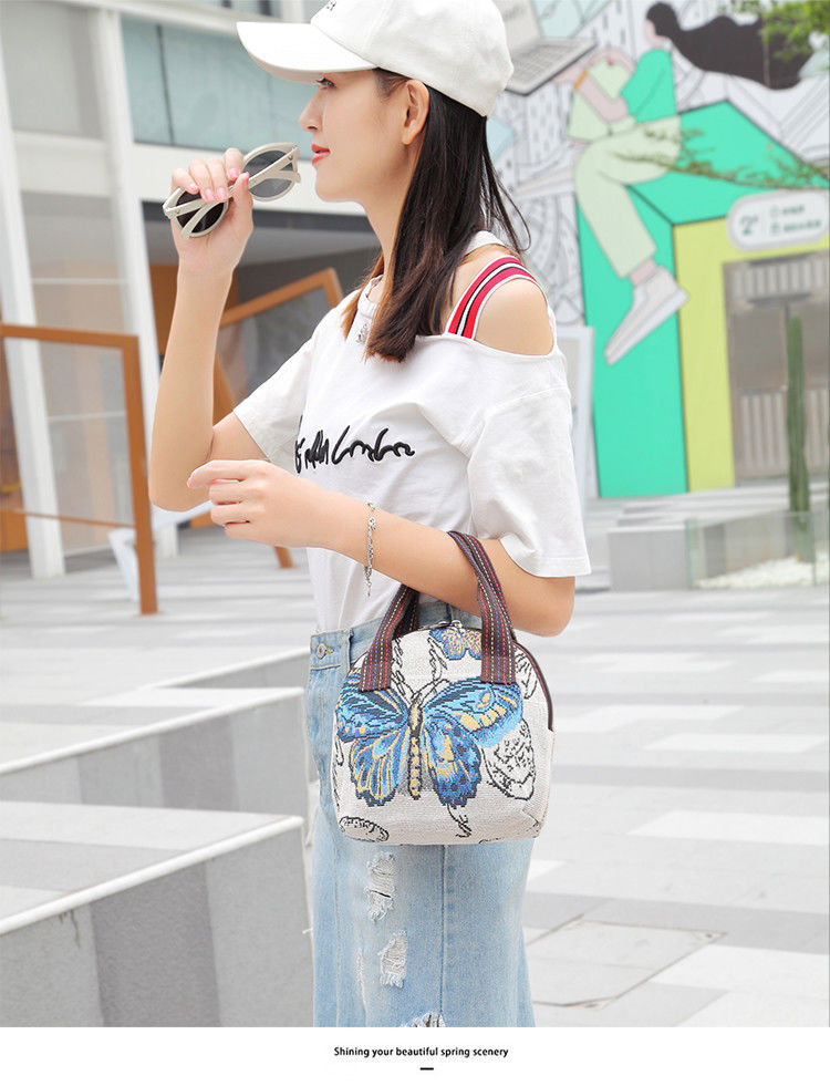 Femmes Mode Papillon Coton Et Lin Sac De Courses display picture 2