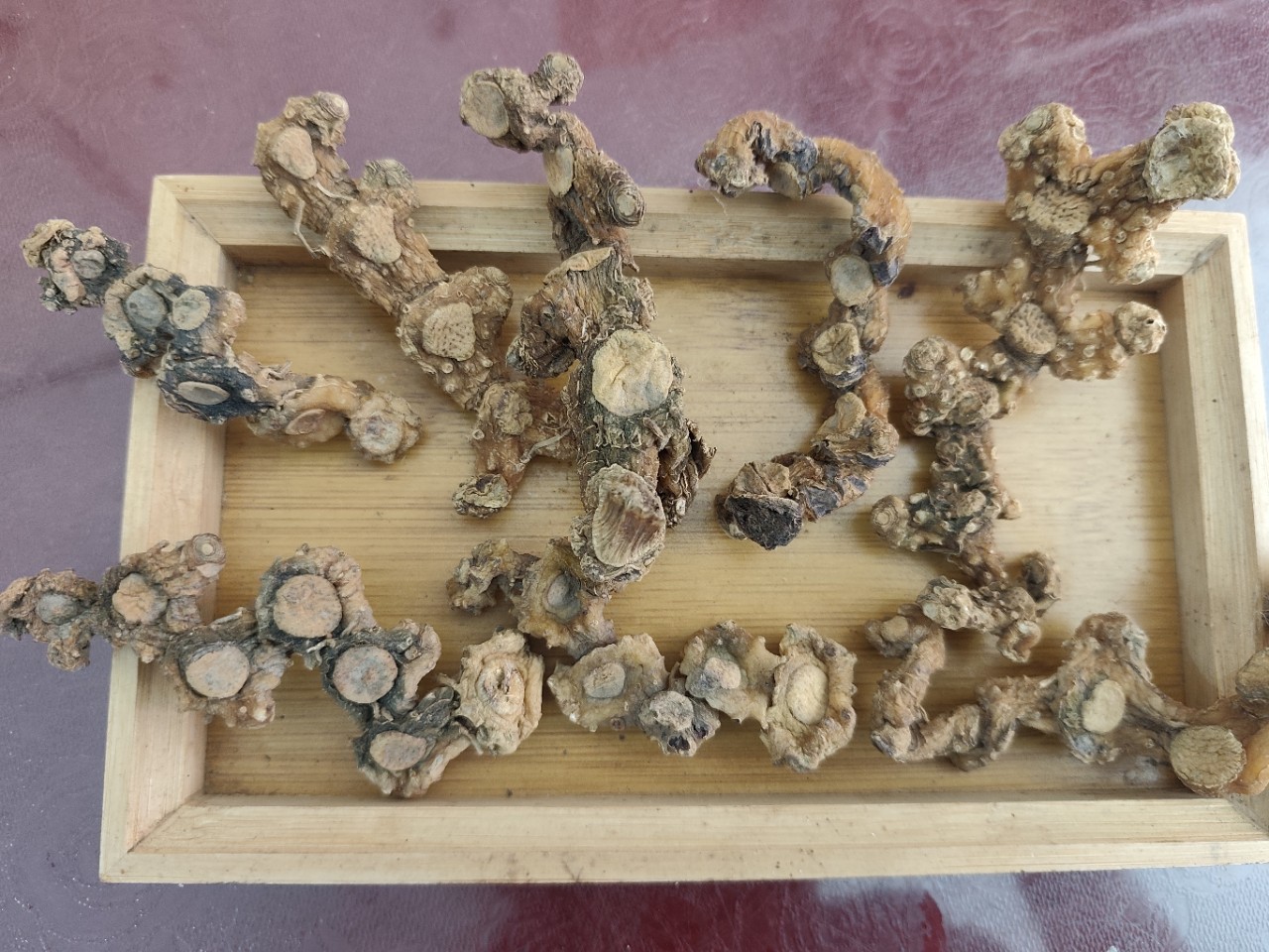 Dried Huangjing Polygonatum Root 500g Guizhou Mountain Herb for Wine Infusion and Cooking overview