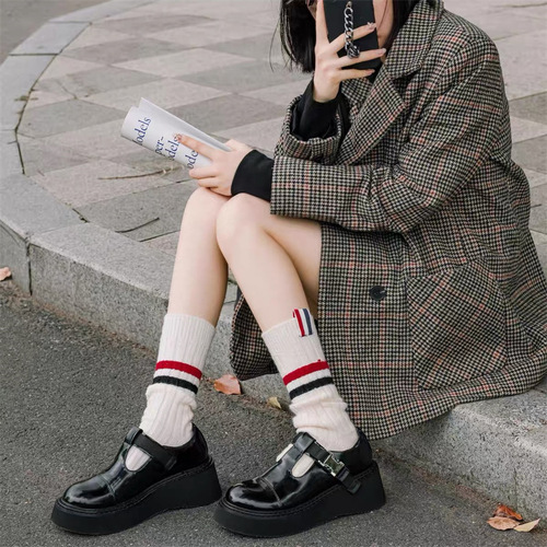 Trendy brand tb wool socks in autumn and winter thick warm men and women middle socks three bar striped Japanese ins pile socks