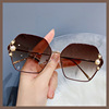 Fashionable sunglasses, metal glasses solar-powered, sun protection cream, trend stone inlay from pearl, 2022 collection, UF-protection