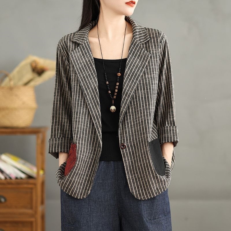 Retro color-blocked striped blazer for women, autumn design, niche casual versatile small suit jacket, trendy top