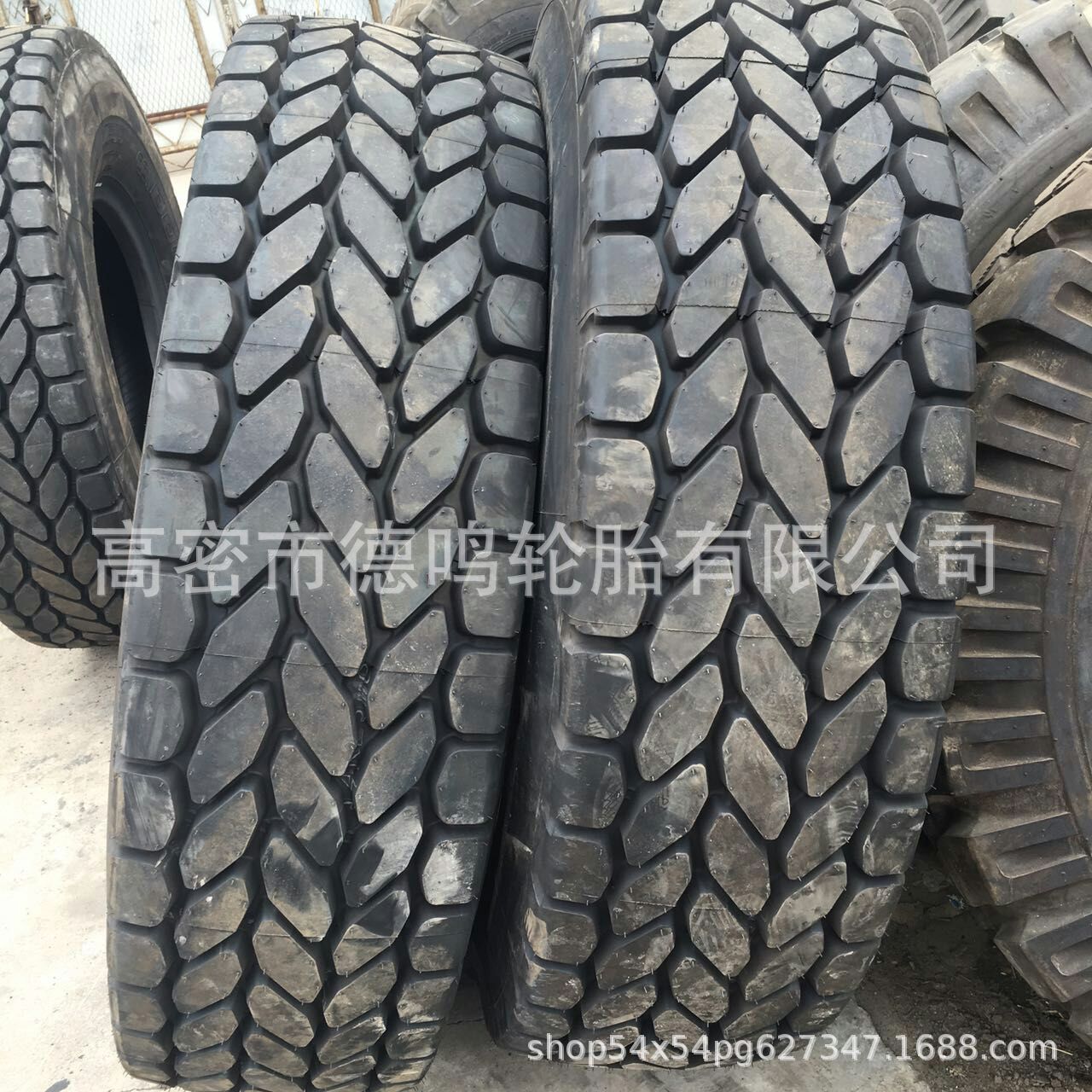 Shuangqian marca 385/95R25 grúa neumático de alambre de acero lleno neumático 1400R25