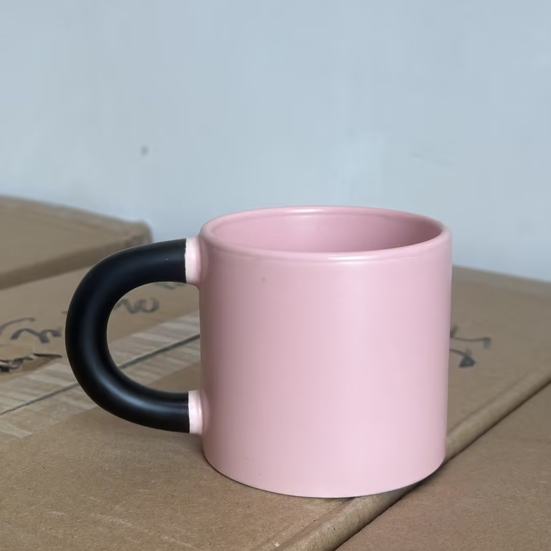 Fabricantes de tazas de marca LOGO tazas de recubrimiento personalizadas publicidad personalizada tazas de regalo de cerámica de hotel comercio exterior al por mayor