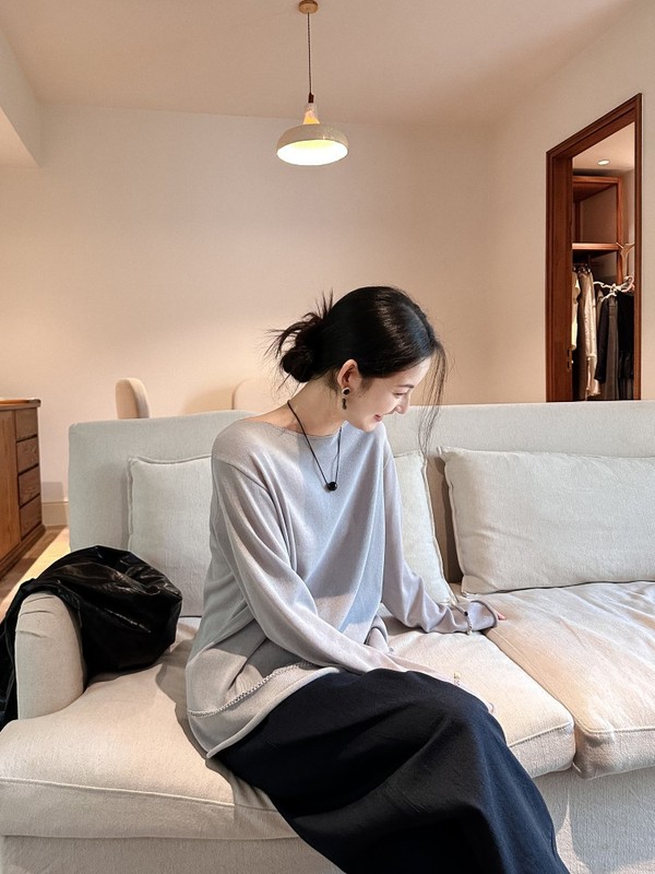 DIGM | 2025秋季极简风慵懒钝感力镂空钉珠长袖T恤针织衫女A0M002|undefined
