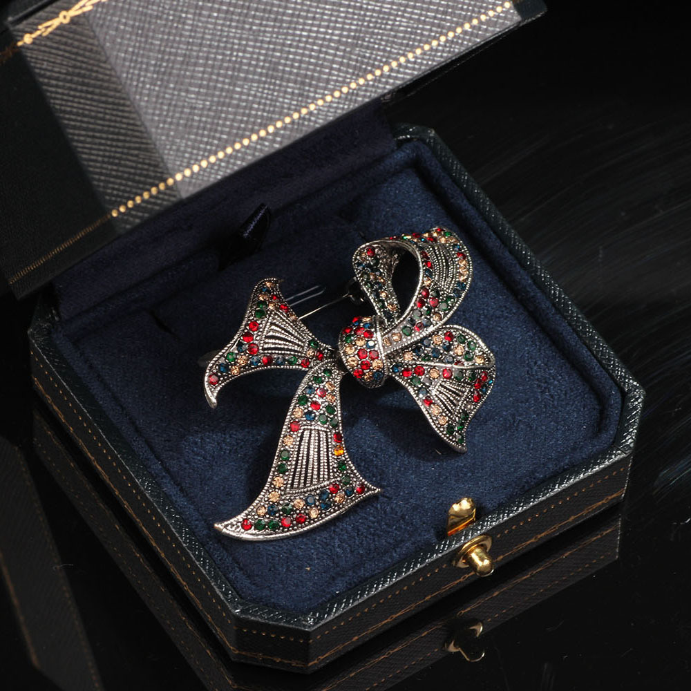 Women's Gender Plating Design Retro Pin Bow Knot Alloy Plating Women's Brooches