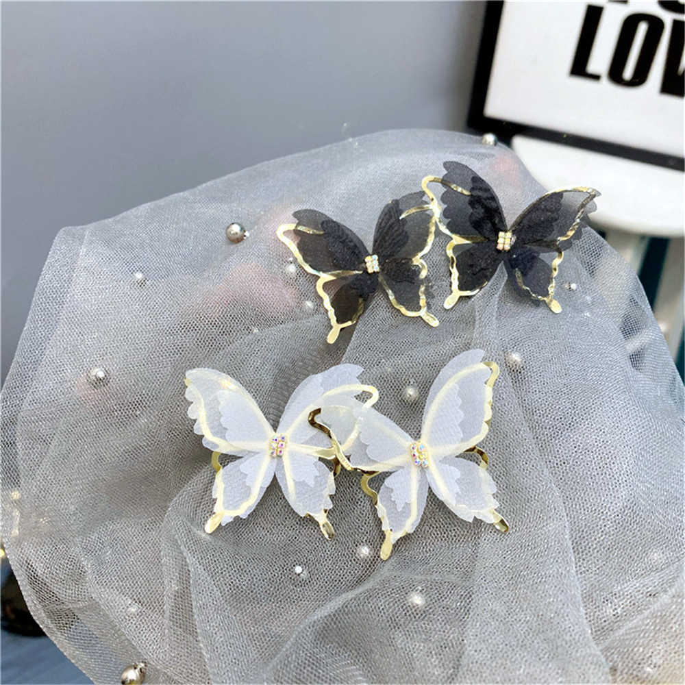 Fashion Hollow Butterfly Diamond-studded Earrings display picture 8
