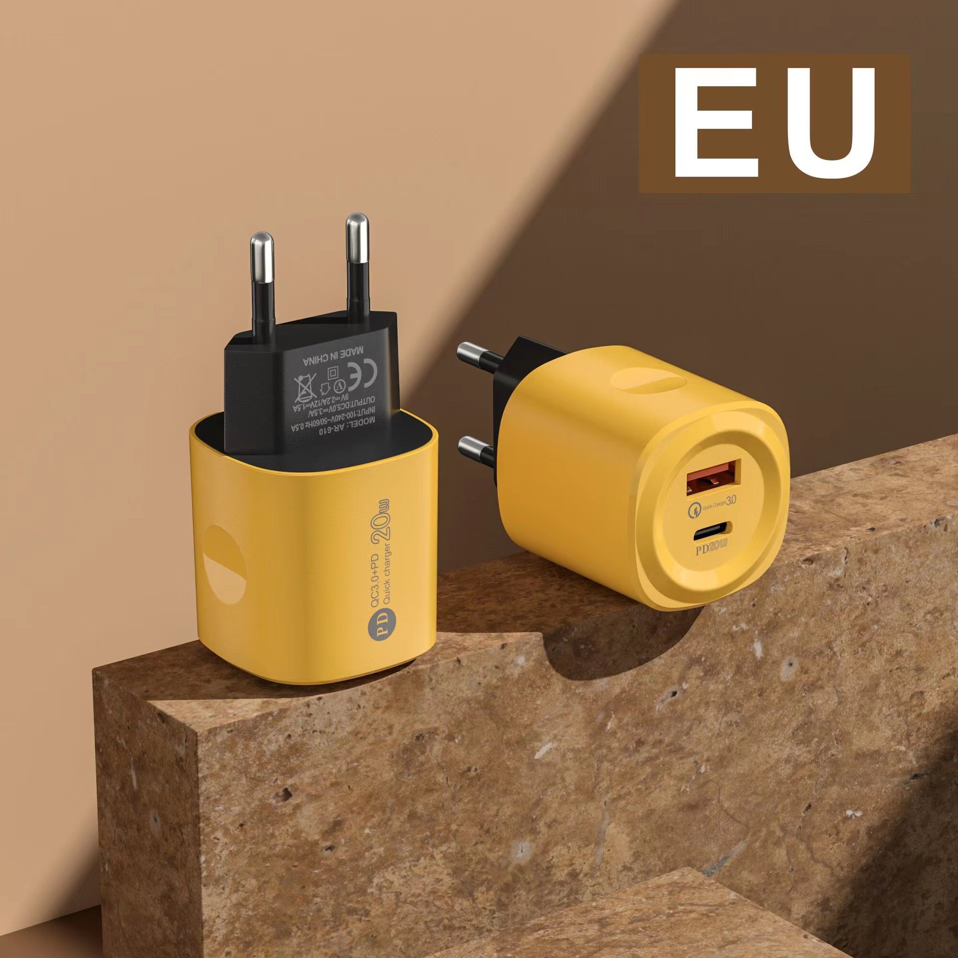 PD20W+QC3.0 European and American standard mobile phone multi charger yellow round shell dual port fast charging head_voghion.com
