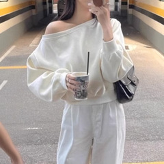 美式慵懒斜肩卫衣女早秋季2025新款松弛感oversize甜辣妹长袖上衣