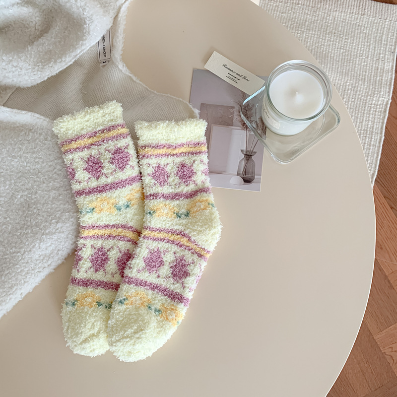 Calcetines de Piso para Dormir de Terciopelo de Coral Térmicos y Engrosados para Invierno image 8