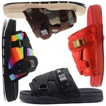 ����Ʒ�|��ꐹ�ϣ��Ь��Ů�ļ�ͬ����H���e��כ�Ьɳ��Ь