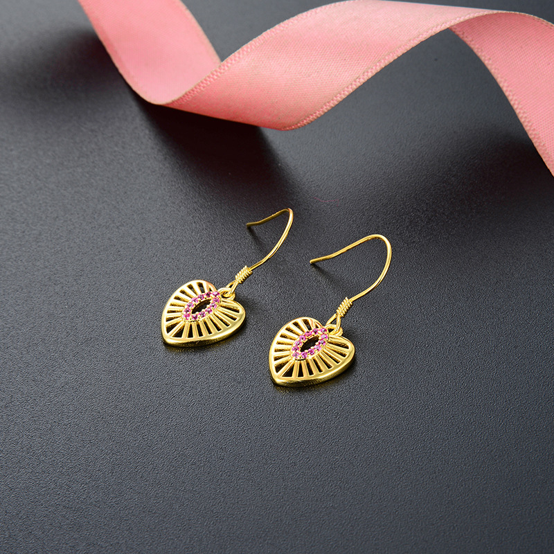 Pendientes encantadores de plata esterlina S925 pendientes de mujer estilo coreano simple elegante oro amarillo hueco incrustado en diamantes pendientes en forma de corazón