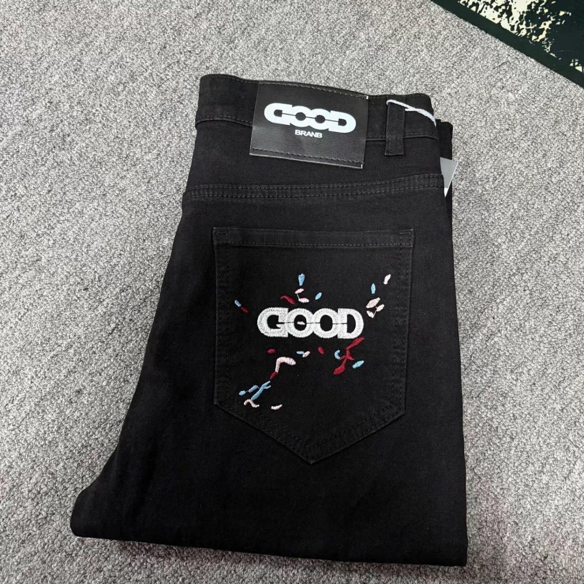 Men's Slim Fit Stretch Jeans Premium Black Denim Pants Casual Style Colorful Pocket Embroidery_mkmklike.com