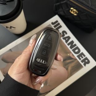 Suitable for Audi Q5L Key Cover 23 Models A4L New A4 Male A6 Car Q5 Shell A6L Buckle A5 Special Q7 Female A7 Bag
