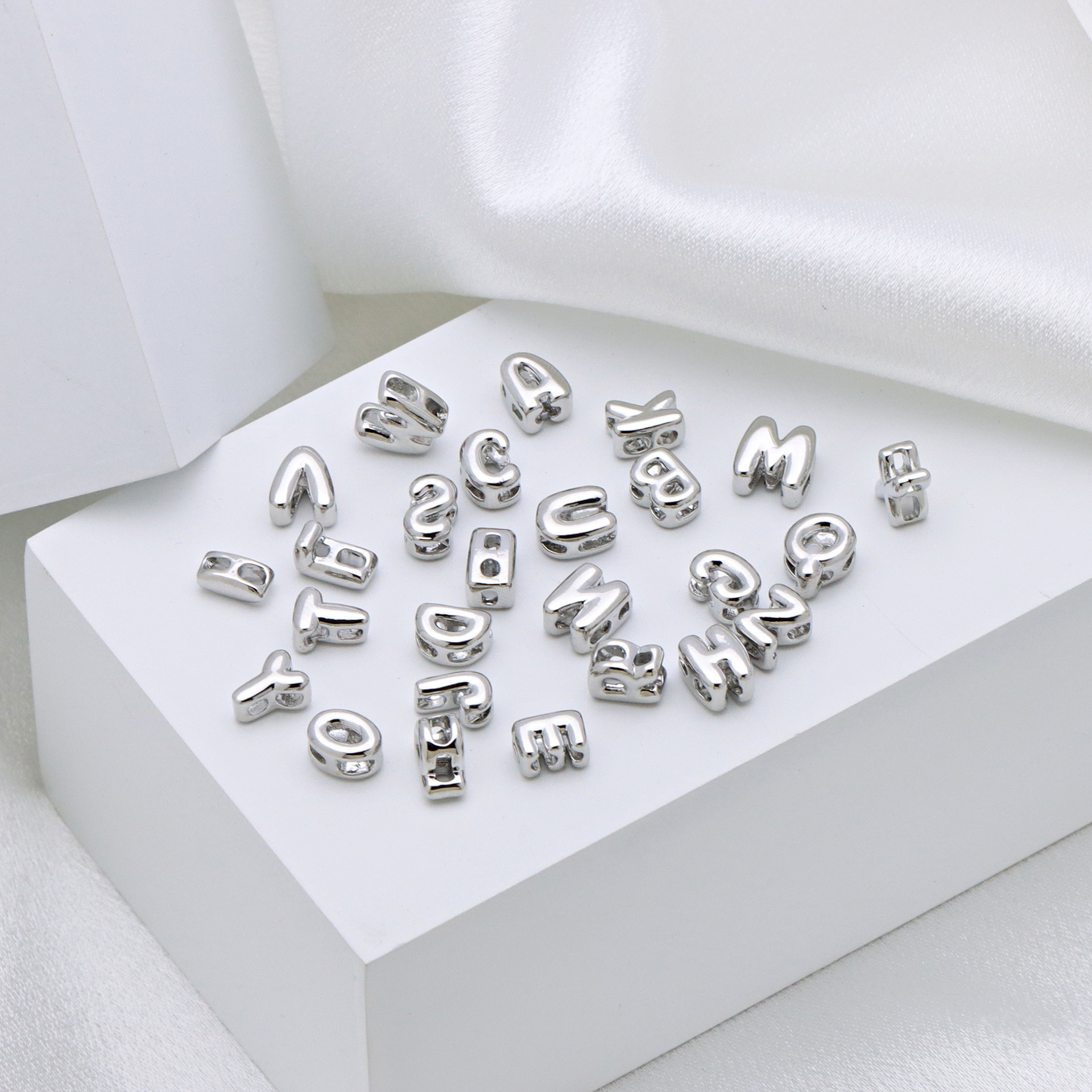 4g Weight Pendant Jewelry Making Type 6*7mm Jewelry Making Size DIY Jewelry Accessories Classification 1 Piece Quantity Copper Material Letter Pattern Plating Design Simple Style, IG Style Style 1 Piece 6*7mm Copper Letter DIY Jewelry Accessories Pendant 2