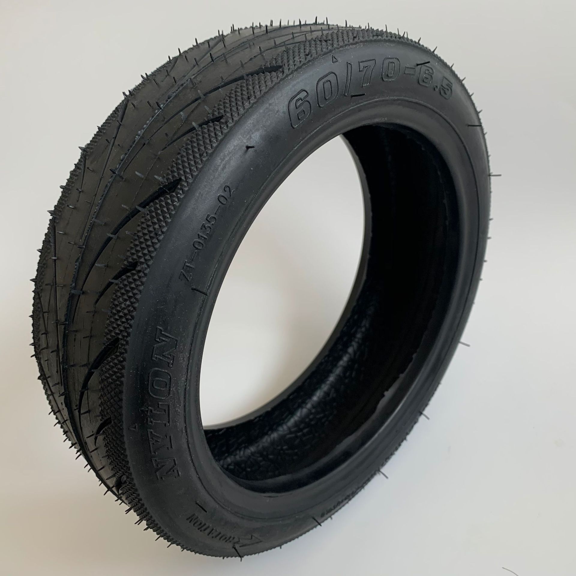 60/70-6.5 Scooter Outer Tire 10inch Thickened Inner Tube Wear-Resistant Tire Vacuum Tire