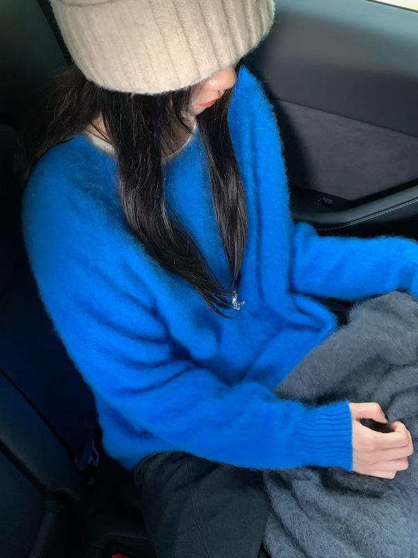 韩系秋款仿貂绒毛茸茸宽松显瘦毛衣女圆领套头针织衫简约基础内搭|undefined