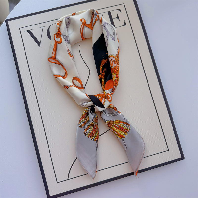Bufandas de seda para mujeres primavera y otoño bufandas de moda para mujeres bufandas de cuello para maestros y empleados regalos de impresión de lujo ligero