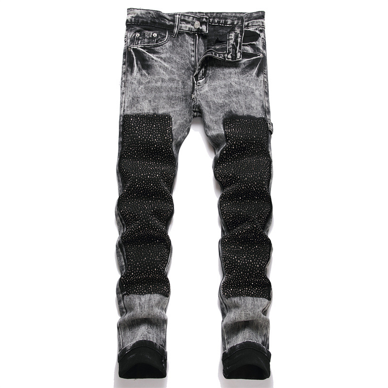 Jeans elasticizzati slim fit da uomo, primavera 2025, pantaloni alla moda con lavorazione pesante e strass a vita media, lunghi in cotone, neri, grigi e blu_voghion.com