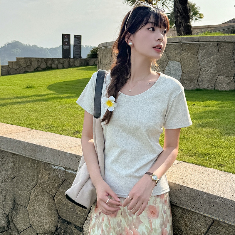 여성들이 밖에서 입을 수 있는 엄선된 여름 다용도 라운드넥 밑단 셔츠, 순면 라운드넥 오른쪽 어깨 반팔 티셔츠 기본 상의