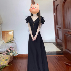 法式赫本风黑色v领连衣裙子女夏季2025新款爆款绝美掐腰漂亮长裙