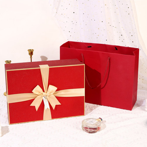 New red gift box creative bow packaging box heaven and earth cover companion gift box gift box custom small batch