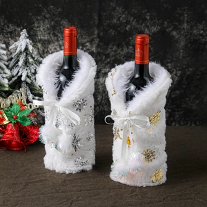 Romantic Christmas Decoration Set for Wine Bottles with Champagne and Red Wine Bags and Snowflake Wine Covers