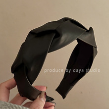 增颅顶天花板 法式皮质麻花编织发箍 轻奢感设计复古简约发卡