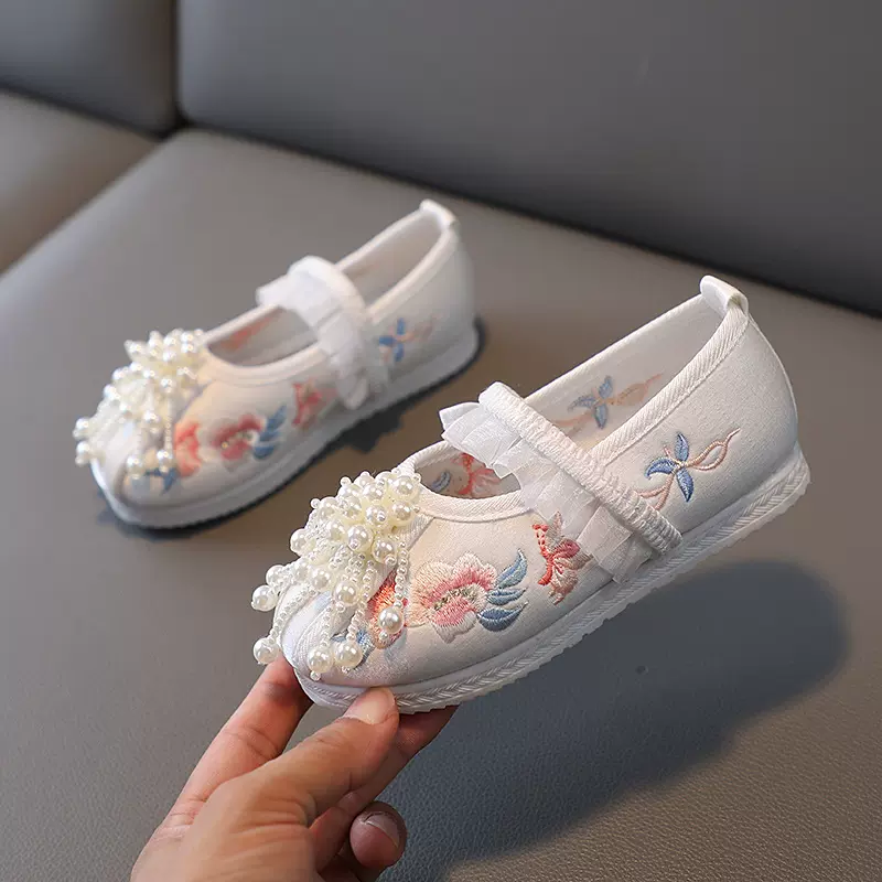 春秋新款女童汉服鞋儿童绣花鞋中国风布鞋舞蹈鞋软底表演出舞蹈鞋