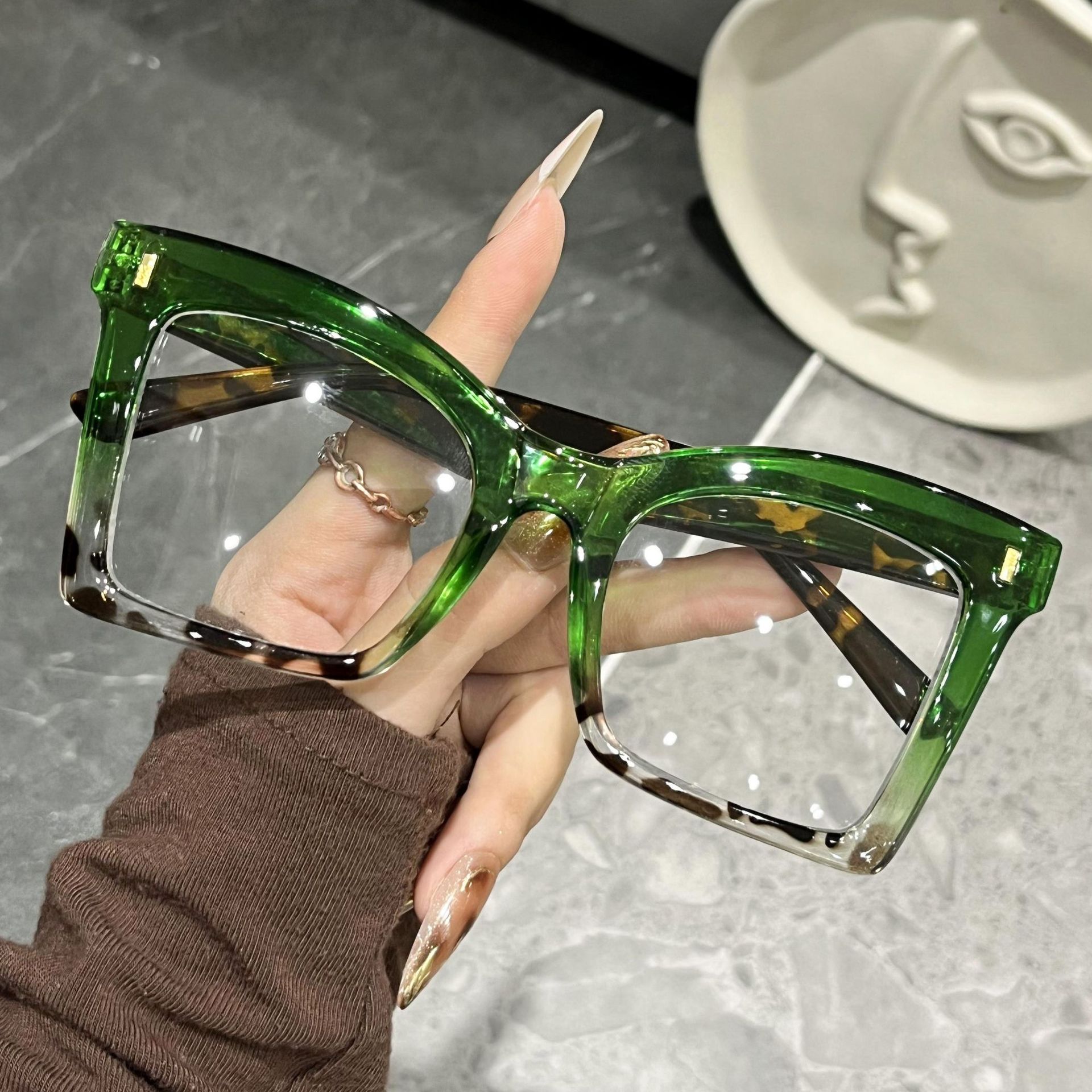 Large Color-Block Non-Prescription For Women, High-End New Butterfly-Shaped Blue Light Blocking Eyeglass Frame, Natural_voghion.com